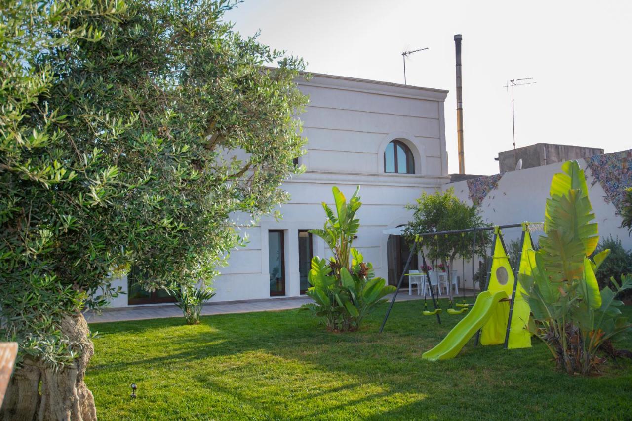 Giardini Sul Mare - マツァーラ・デル・ヴァッロ エクステリア 写真