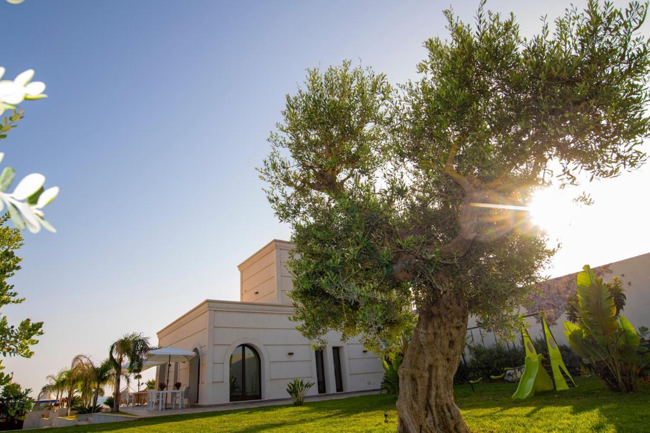 Giardini Sul Mare - マツァーラ・デル・ヴァッロ エクステリア 写真